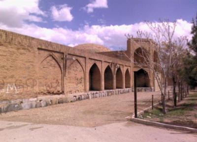 عرصه و حریم 3 کاروانسرا در استان اصفهان مشخص می گردد