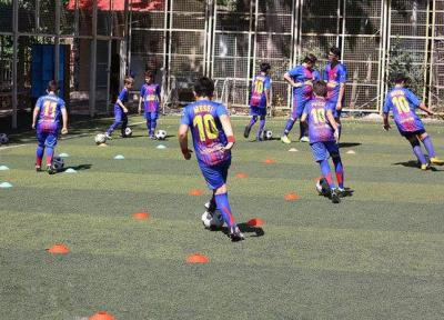 از والیبال ساحلی تا فوتبال بچه ها کار در دهه مبارک فجر