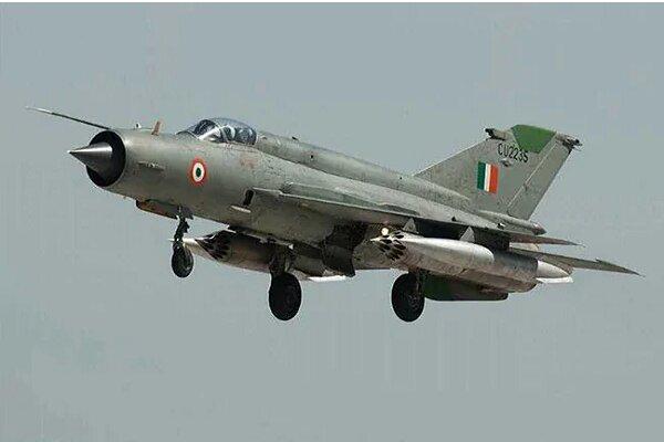 تور دهلی: میگ، 21 نیروی هوایی هند سقوط کرد، خلبان کشته شد