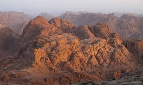 آشنایی با کوه سینا: کوهستان مقدس مصر